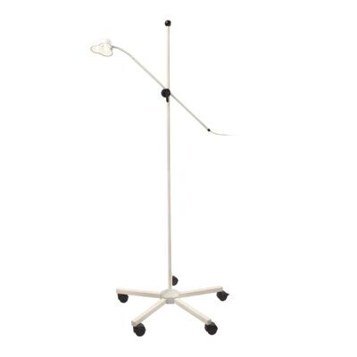 Untersuchungsleuchte MACH LED 110 auf 5-Fuss-Stativ